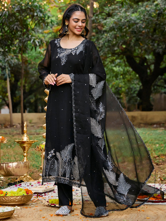 Floral Embroidered Straight Organza Kurta & Trousers Sets